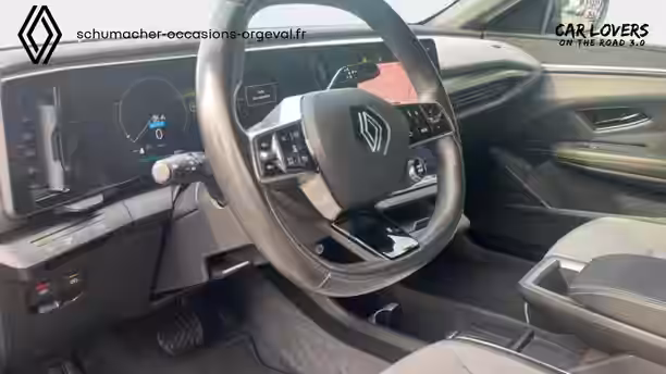 RENAULT MEGANE E-TECH 17 / 34