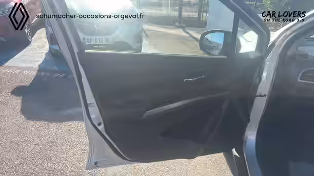 SUZUKI S-CROSS 17 / 30