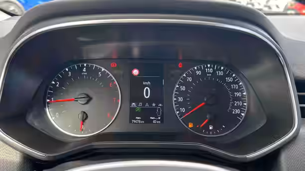 RENAULT CLIO V 20 / 22