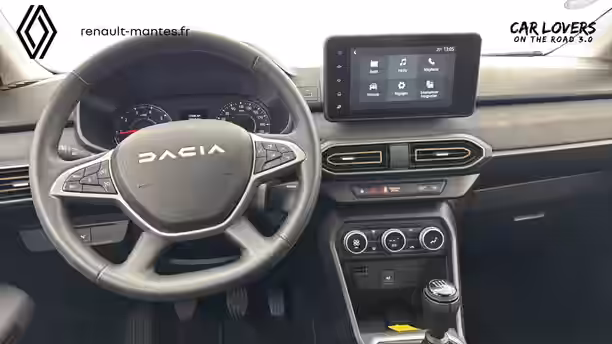 DACIA SANDERO 24 / 34