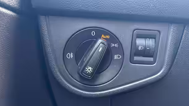 VOLKSWAGEN POLO 25 / 38