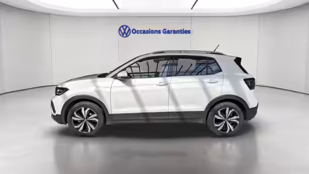 VOLKSWAGEN T-CROSS 2 / 18