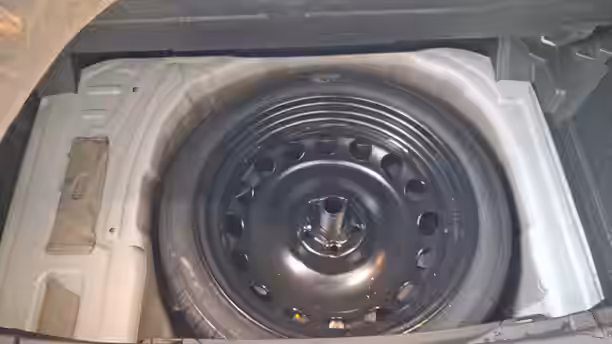 VOLKSWAGEN T-CROSS 15 / 18