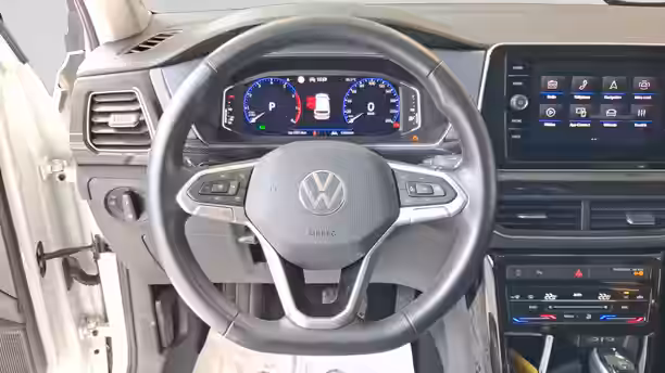 VOLKSWAGEN T-CROSS 10 / 18