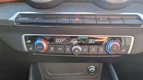 AUDI Q2 26 / 29