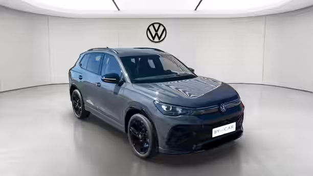 VOLKSWAGEN TIGUAN 7 / 24