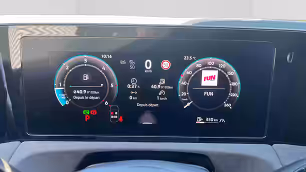 VOLKSWAGEN TIGUAN 10 / 24