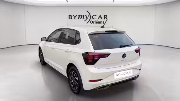 VOLKSWAGEN POLO 3 / 26