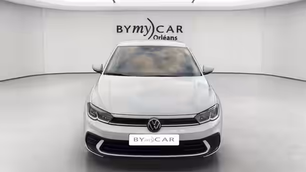 VOLKSWAGEN POLO 8 / 26