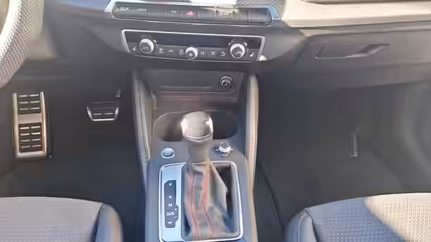 AUDI Q2 11 / 29