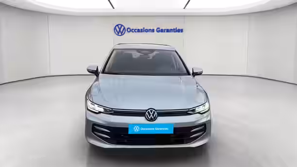 VOLKSWAGEN GOLF 8 / 22