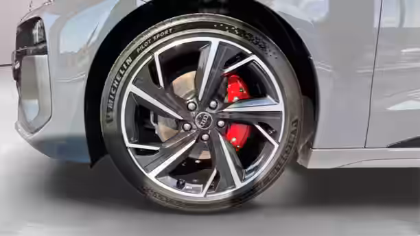 AUDI A6 E-TRON SPORTBACK 15 / 23