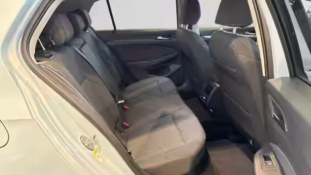 VOLKSWAGEN GOLF 20 / 33
