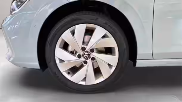 VOLKSWAGEN GOLF 16 / 33