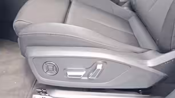 AUDI Q3 38 / 41