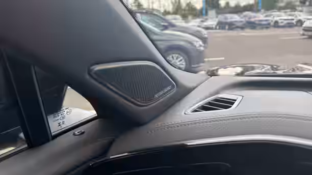 VOLKSWAGEN TIGUAN 30 / 31