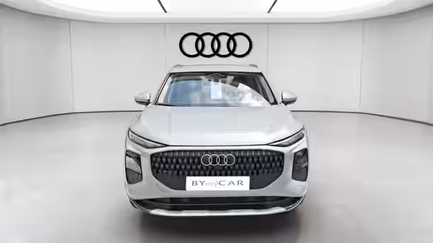 AUDI Q3 8 / 41