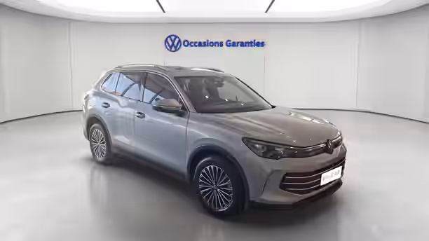 VOLKSWAGEN TIGUAN 7 / 17