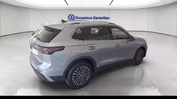 VOLKSWAGEN TIGUAN 6 / 17