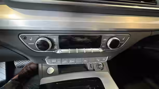 AUDI Q5 10 / 28