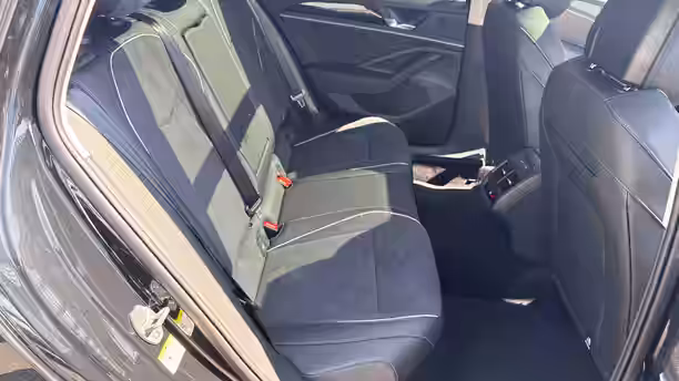 VOLKSWAGEN PASSAT 18 / 20