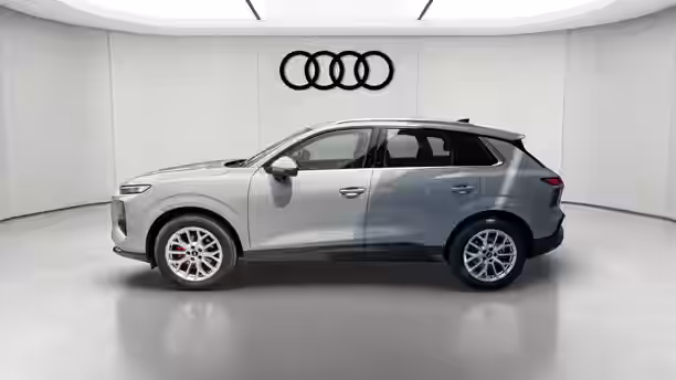 AUDI Q3 2 / 41