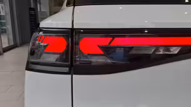 VOLKSWAGEN T-ROC 38 / 39