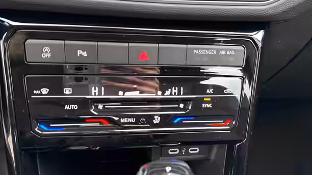 VOLKSWAGEN T-CROSS 17 / 18