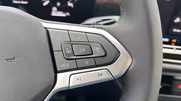 VOLKSWAGEN TIGUAN 27 / 33
