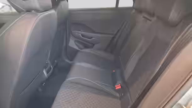 VOLKSWAGEN T-ROC 12 / 17