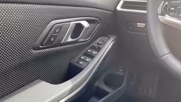 BMW SERIE 3 TOURING G21 LCI 2 26 / 28