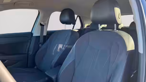 VOLKSWAGEN T-ROC 11 / 13
