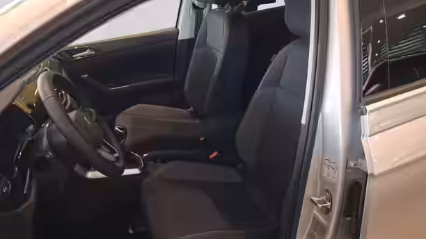 VOLKSWAGEN POLO 11 / 18