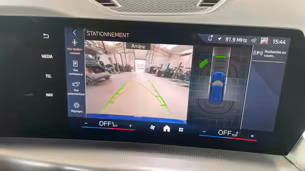 BMW X1 U11 22 / 24