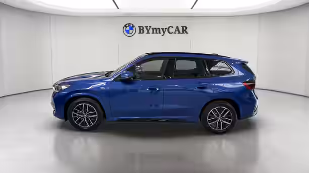 BMW X1 U11 2 / 24