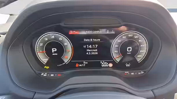 AUDI Q2 10 / 29