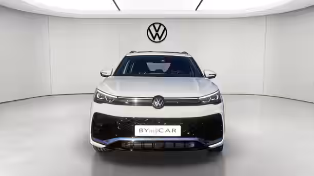 VOLKSWAGEN TIGUAN 8 / 38