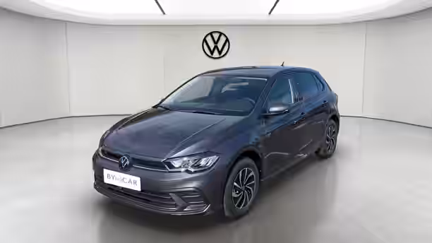 VOLKSWAGEN POLO 1 / 28