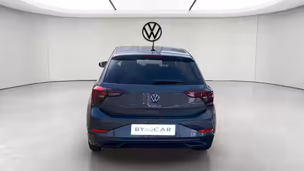 VOLKSWAGEN POLO 4 / 28