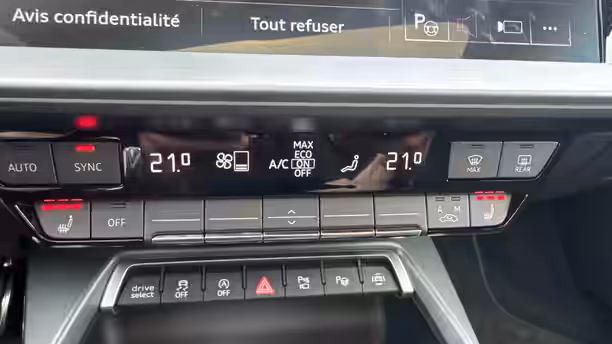AUDI A3 SPORTBACK 11 / 27