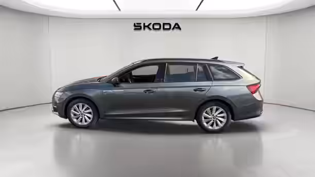 SKODA OCTAVIA COMBI 2 / 21
