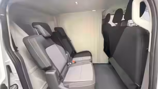 VOLKSWAGEN UTILITAIRES TRANSPORTER PROCAB 12 / 23