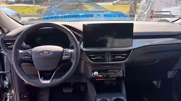 FORD KUGA 9 / 13