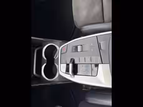 BMW X1 U11 23 / 33