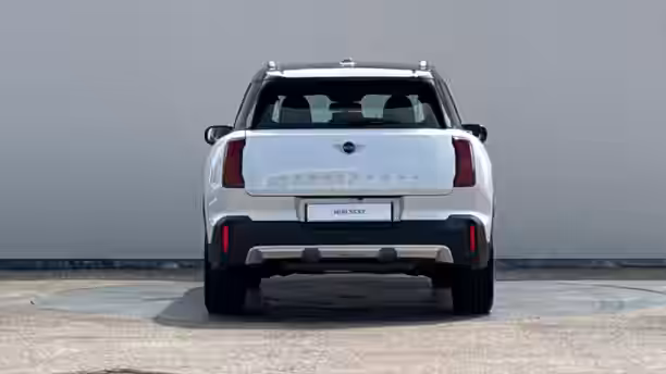 MINI COUNTRYMAN U25 4 / 26