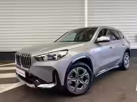 X1 U11 xLine X1 xDrive 25e 245ch DKG7