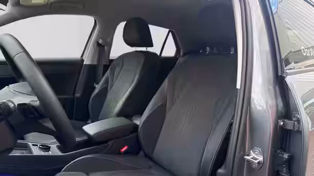 VOLKSWAGEN T-ROC 11 / 44