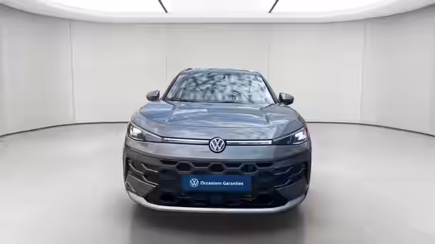 VOLKSWAGEN T-ROC 8 / 44