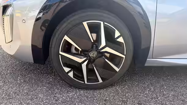 PEUGEOT 208 ELECTRIQUE 14 / 33